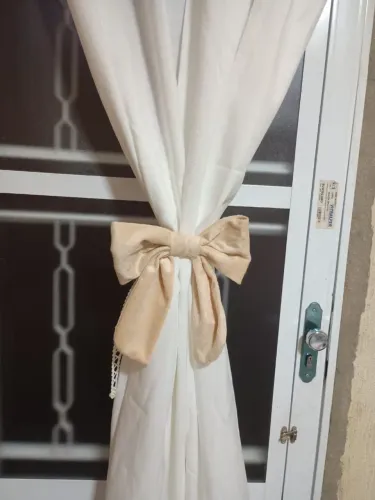 Cortina oxforfine pérola bem clarinha