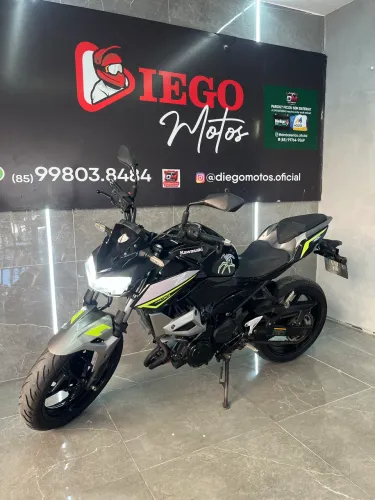 KAWASAKI Z400 2021 NOVA