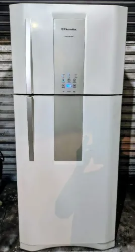Geladeira Electrolux grande