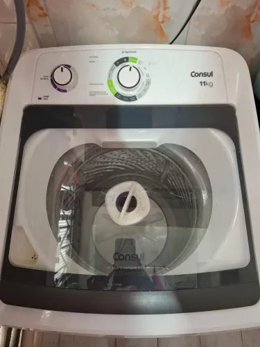 Máquina de Lavar Consul 11kg (127V) - Lavando / Com Detalhes no Ciclo