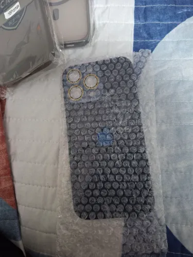 VENDO 10 CASE NOVA NOA EMBALAGEM DO IPHONE 16 PRO MAX E MAIS 5 PELÍCULAS TRAZEIRAS tel 859