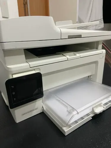 Impressora HP Laserjet Pro M130fw