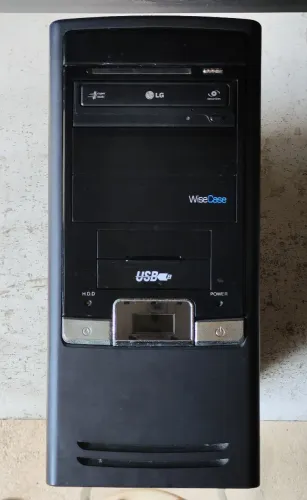 Gabinete WiseCase CK-151 ATX Preto + Fonte 500W