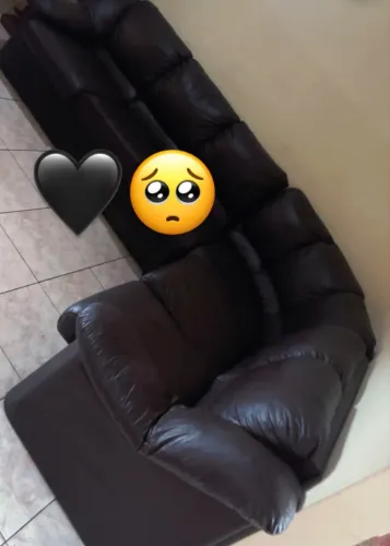 Lindissimo sofá preto de couro NO PRECINHO 