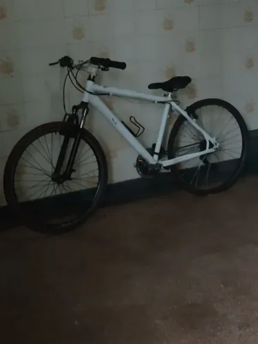 Vendo gts aro 26 quadro de alumínio 