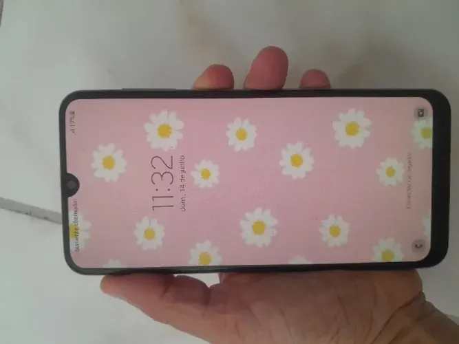 Celular Samsung A30 usado sem trinco 