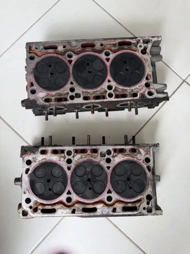 Par de cabeçote Amarok V6 (necessita retifica)