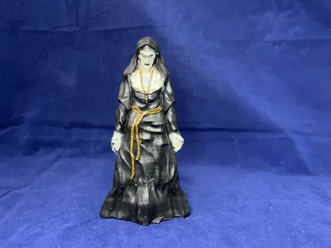 Brinquedo: Boneco/ Estatueta Freira Valak Invocação do Mal de Resina