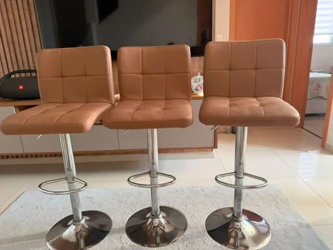 3 Banquetas gomos