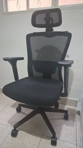 Vende-se cadeira ergonômica de escritório