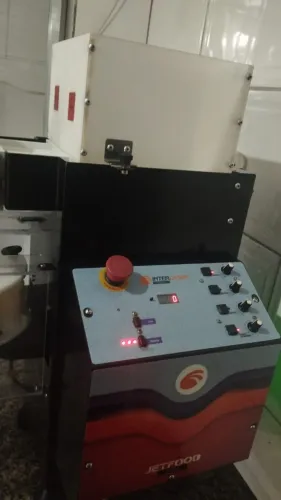 Maquina de Fazer Salgados Excelente Estado 10.000 Salgados Hora