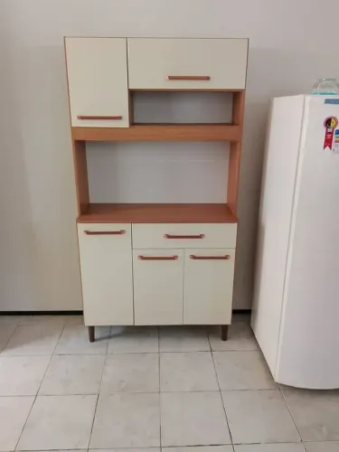 Armario de Cozinha Iguape 100% em MDF 5 Portas e 1 gaveta Tuboarte Amêndoa Branco