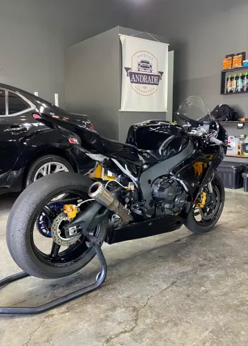 Cbr 1000 rr pra Pista