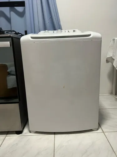 MÁQUINA DE LAVAR ROUPAS ELECTROLUX 13kg(USADA EM EXCELENTE ESTADO, PREÇO ABAIXO!!)