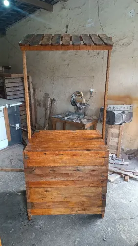 Barraca feita de palete
