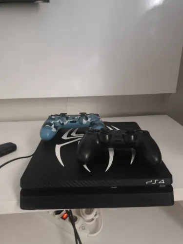 Playstation 4 com dois controle+ jogos