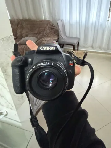 CAMERA CANON REBEL T5