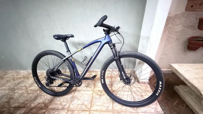 Vendo bicicleta Caloi carbono 12x1