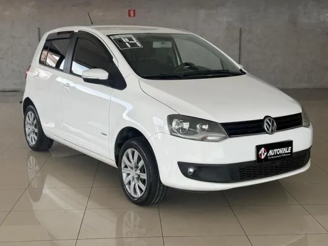 Volkswagen Fox Trendline 1.0 Flex 8V 5P 2014