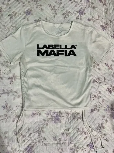Cropped Labella Mafia Branco Manga Curta com Franzido Lateral - Tamanho Único / P