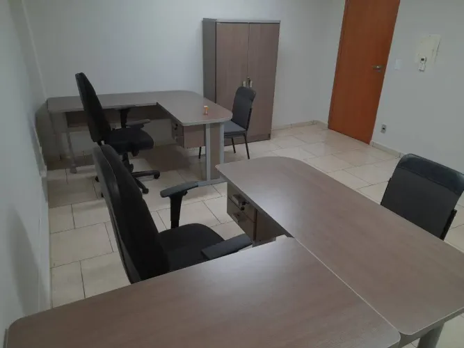 Alugo sala comercial mobiliada