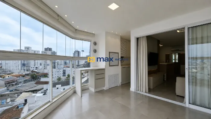Apartamento mobiliado com 3 quartos (1 suíte) à venda no bairro Vila Operária em Itajaí
