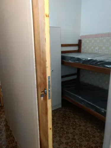 Sua vaga garantida por apenas R$ 420,00 mensais! Casa Feminina Quarto só pra mulher V Ema