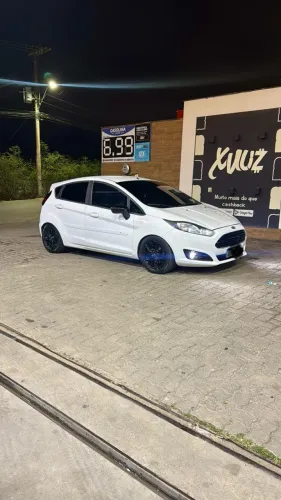 Ford Fiesta 1.5 16V Flex Mec. 5P 2014