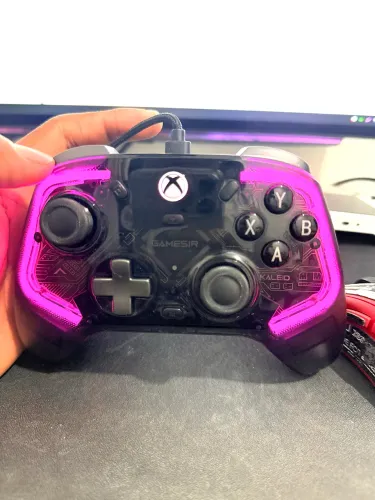 Controle Para Xbox s/Drift Com Fio GameSir Kaleid (Caixa Aberta)