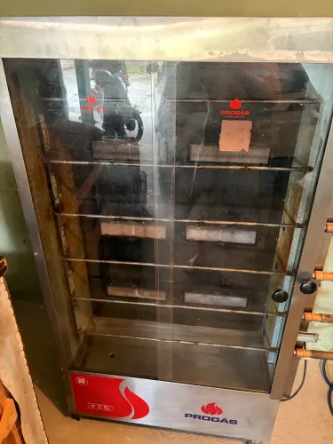 Vendo frangueira 30f infla vermelho 