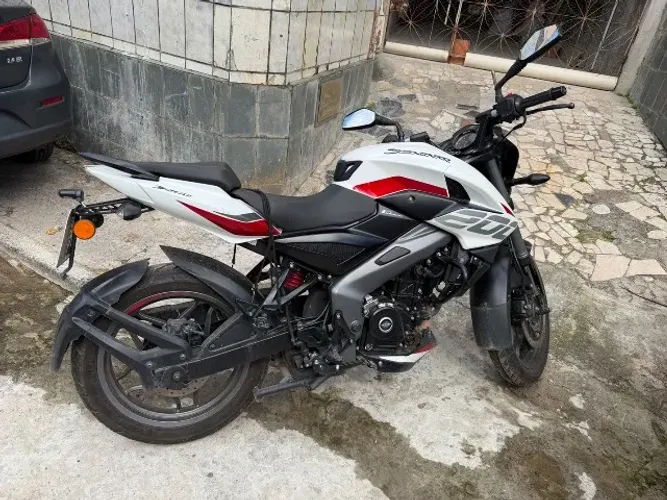 Vendo BAJAJ DOMINAR 200cc 2025