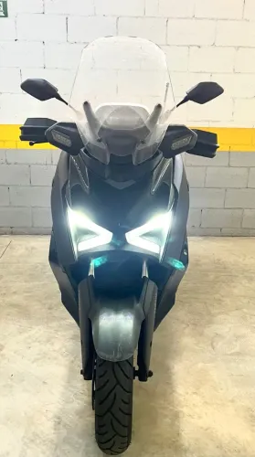 YAMAHA XMAX 300 2025/2026 ? IMPECÁVEL! XMAX REALMENTE CONSERVADA!