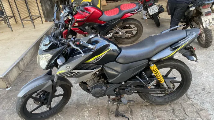 Vendo fazer 150 2016 em dias !