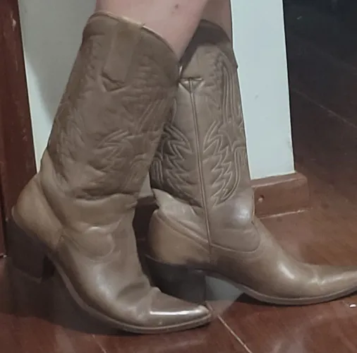 Vendo boa marca Arezzo lindíssima!!