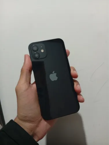iPhone 12 - 128 GB