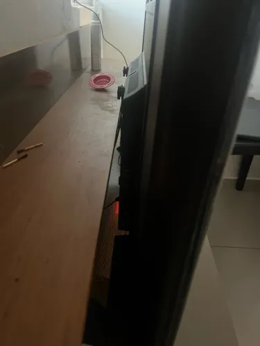 Vende-se Televisão Nova