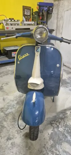 Vespa m4 raridade 1962 restaurada originalmente nos detalhes