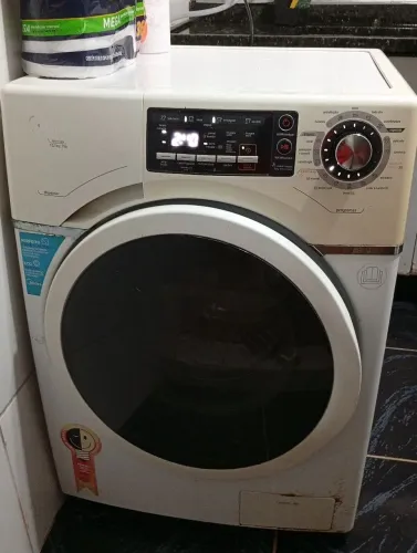 Lavadora de roupas Midea com defeito 