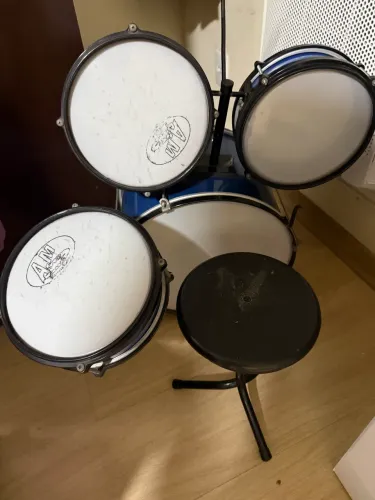 Bateria infantil