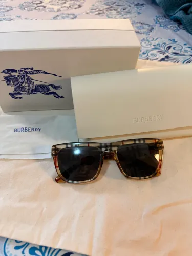 Óculo Burberry original