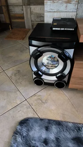 Caixas de som LG