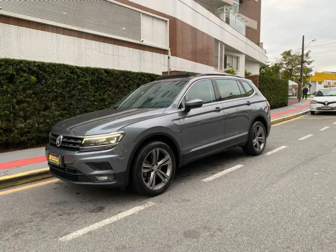 Volkswagen Tiguan Allspac Comf 250 TSI 1.4 Flex 2019