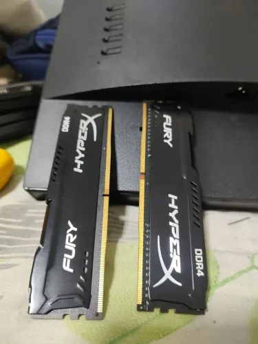 2 pentes de ram DDR4 HIPERX