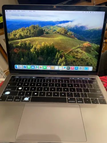 MACBOOK PRO A1989