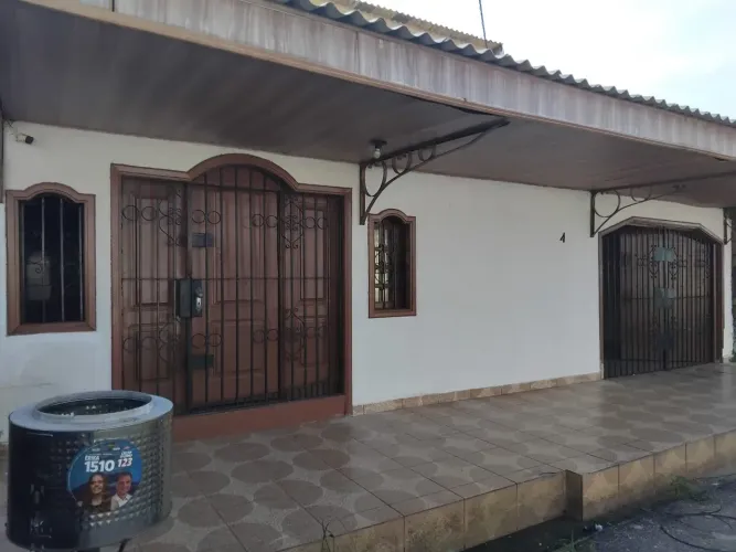 CASA ESPAÇOSA COM PISCINA E CHURRASQUEIRA, 3 QUARTOS (SUÍTE COM CLOSET), COQUEIRO, BELÉM -
