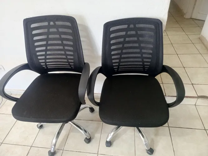 Conjunto de 2 cadeiras para escritório