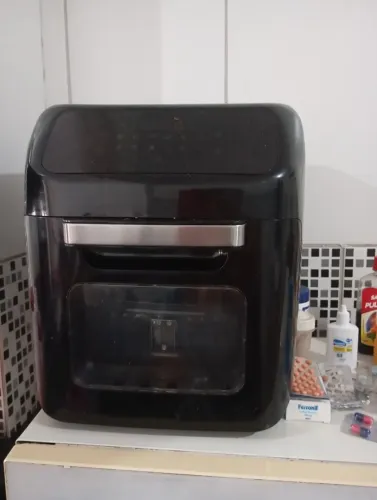 Airfryer forno<br>AIRFRYER FORNO<br>? SEMINOVA ?<br>? R$ 380,00