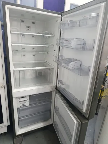 Geladeira duplex inverter aço escovado em excelente estado único dono