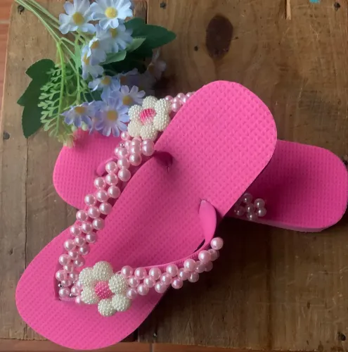 Chinelo Feminino Decorado com Perolas Confortavel Elegante Tamanho 37