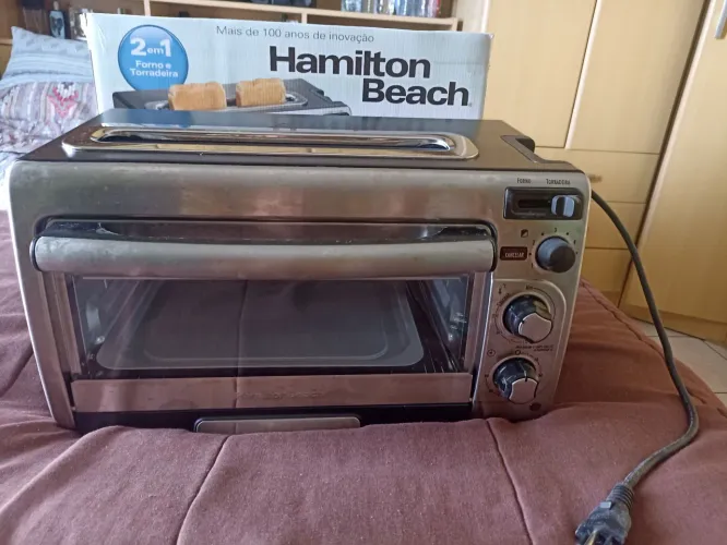 Forno Elétrico Hamilton Beach - Toastation - 2 em 1 - 12 Lts 127V
